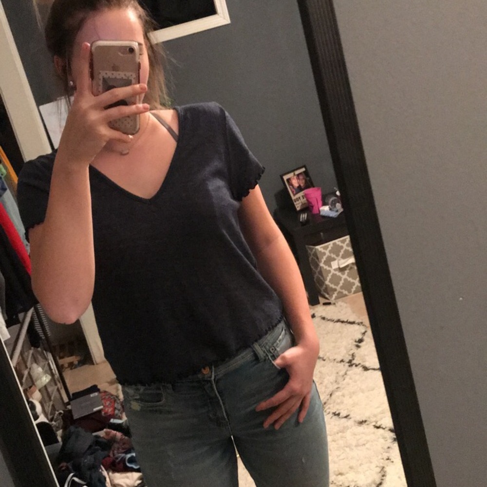 American Eagle Stretchy tee